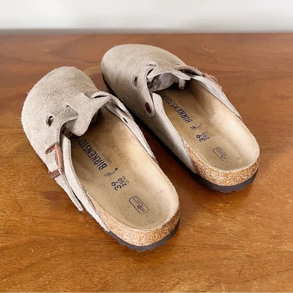Birkenstock • Boston Clogs taupe suede leather soft footbed slip on buckle - Picture 5 of 11